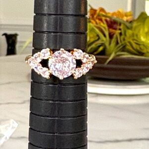 NEW Engagement Ring 💍 Rose Gold Plated Cubic Zirconia Size with Box 154